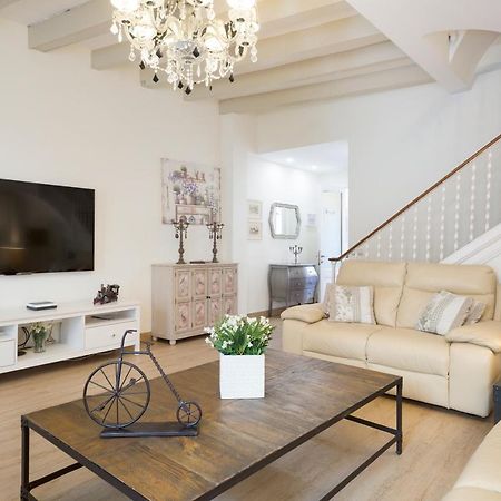 Sitges Spaces Beach House- 4 bedrooms, 3 Bathrooms, Large Terrace, Jacuzzi, Center-Beach Buitenkant foto