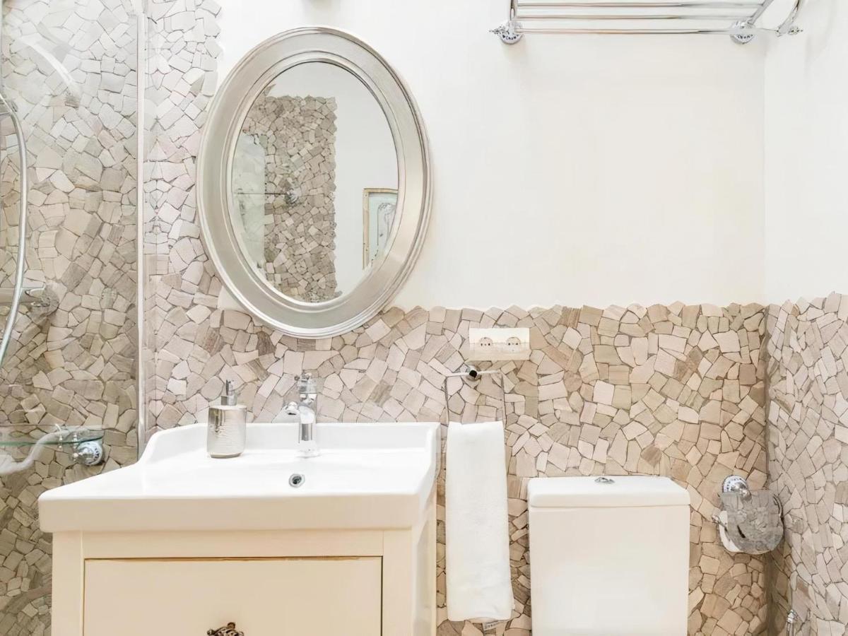 Sitges Spaces Beach House- 4 bedrooms, 3 Bathrooms, Large Terrace, Jacuzzi, Center-Beach Buitenkant foto