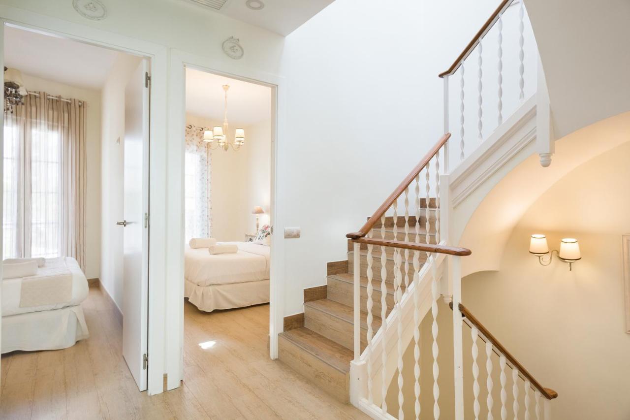 Sitges Spaces Beach House- 4 bedrooms, 3 Bathrooms, Large Terrace, Jacuzzi, Center-Beach Buitenkant foto
